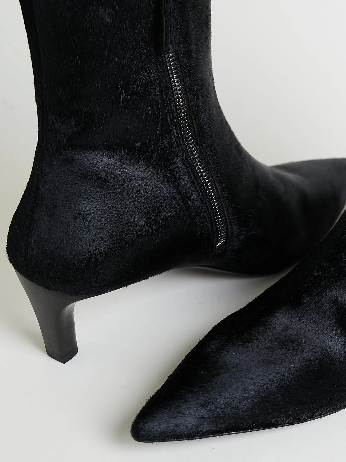 Aculeo Ankle Boot in Black