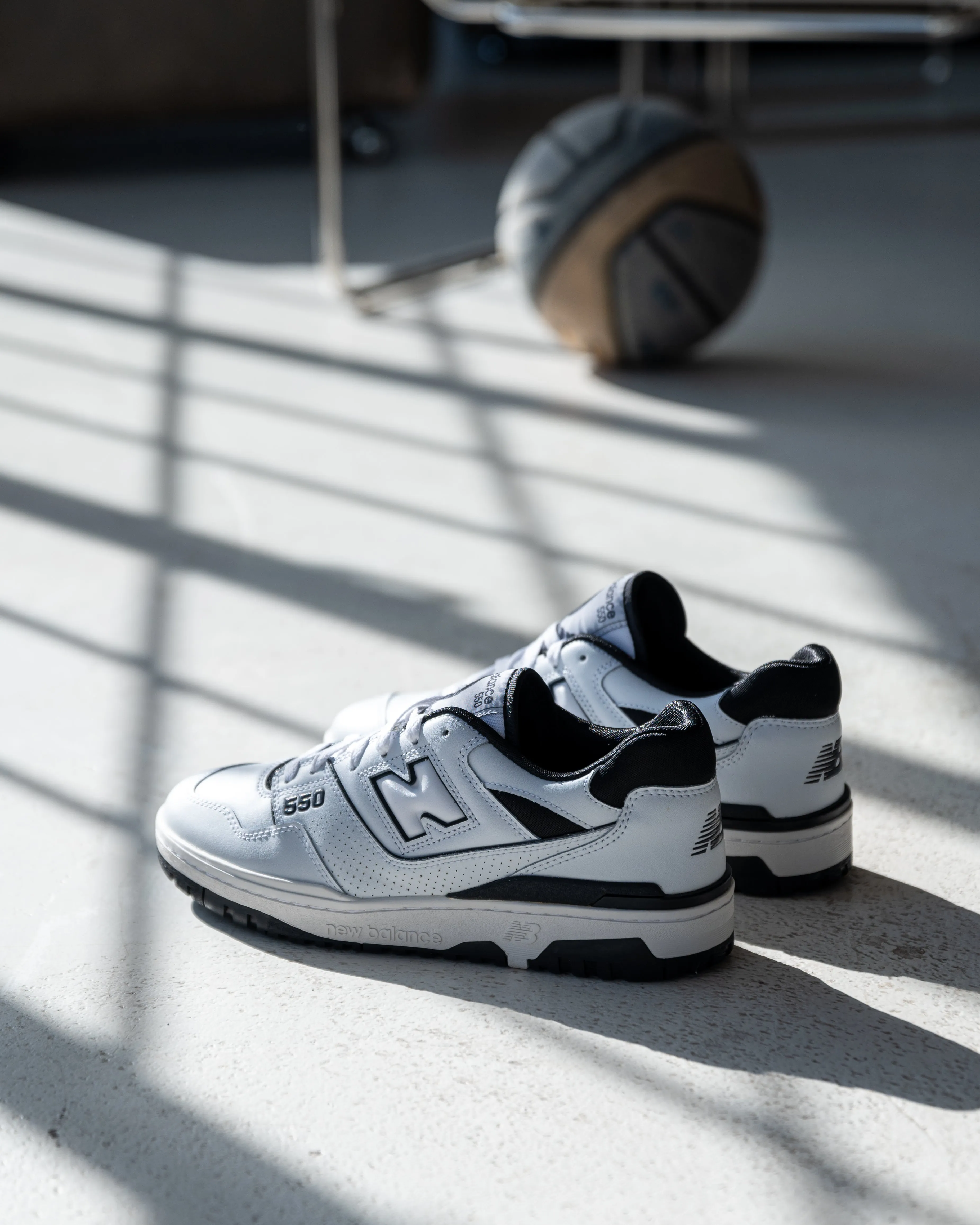 BB550HA1 / NEW BALANCE / WHITE WITH BLACK