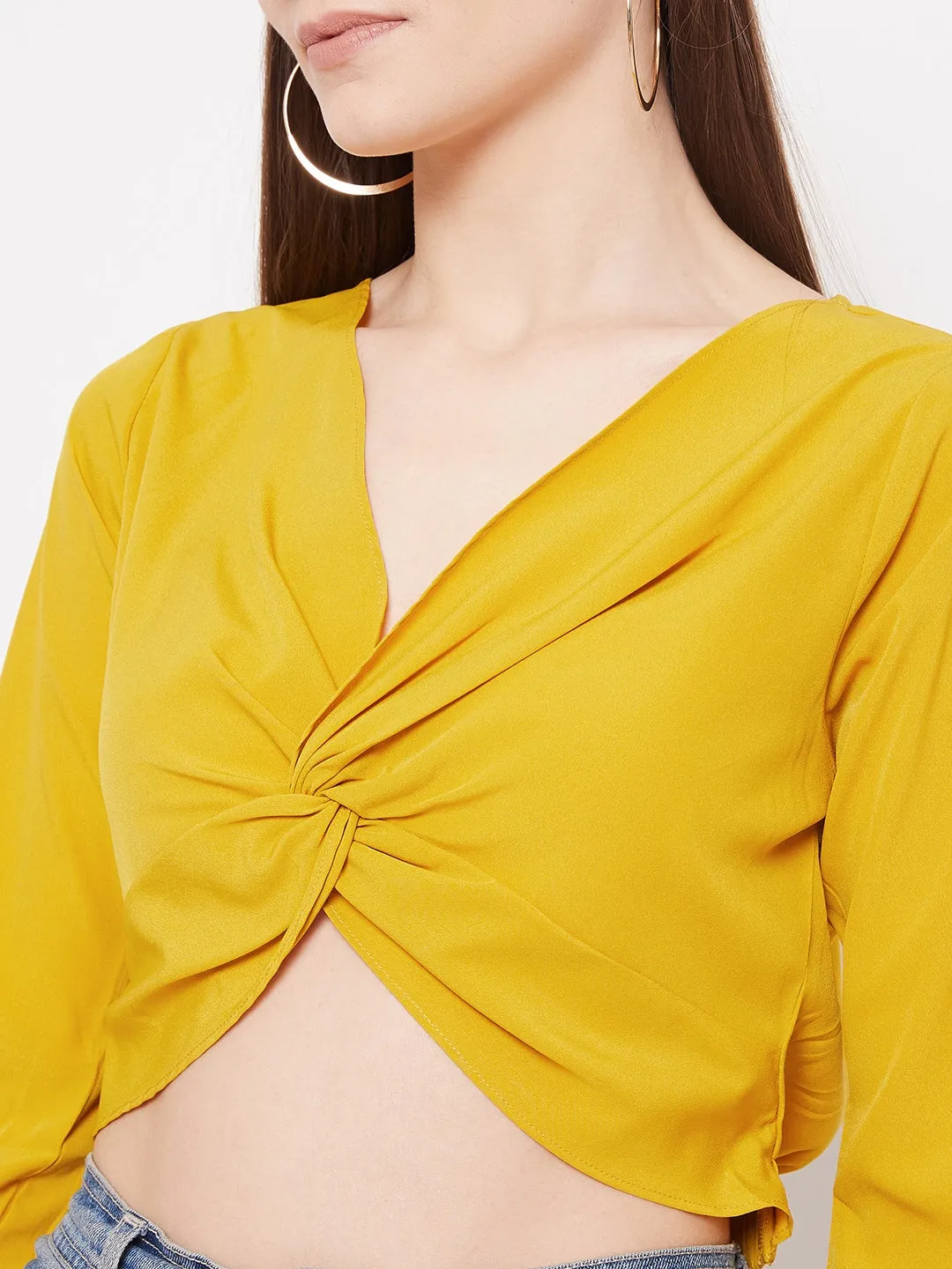 Berrylush Women Solid Yellow V-Neck Front Twisted Crop Top