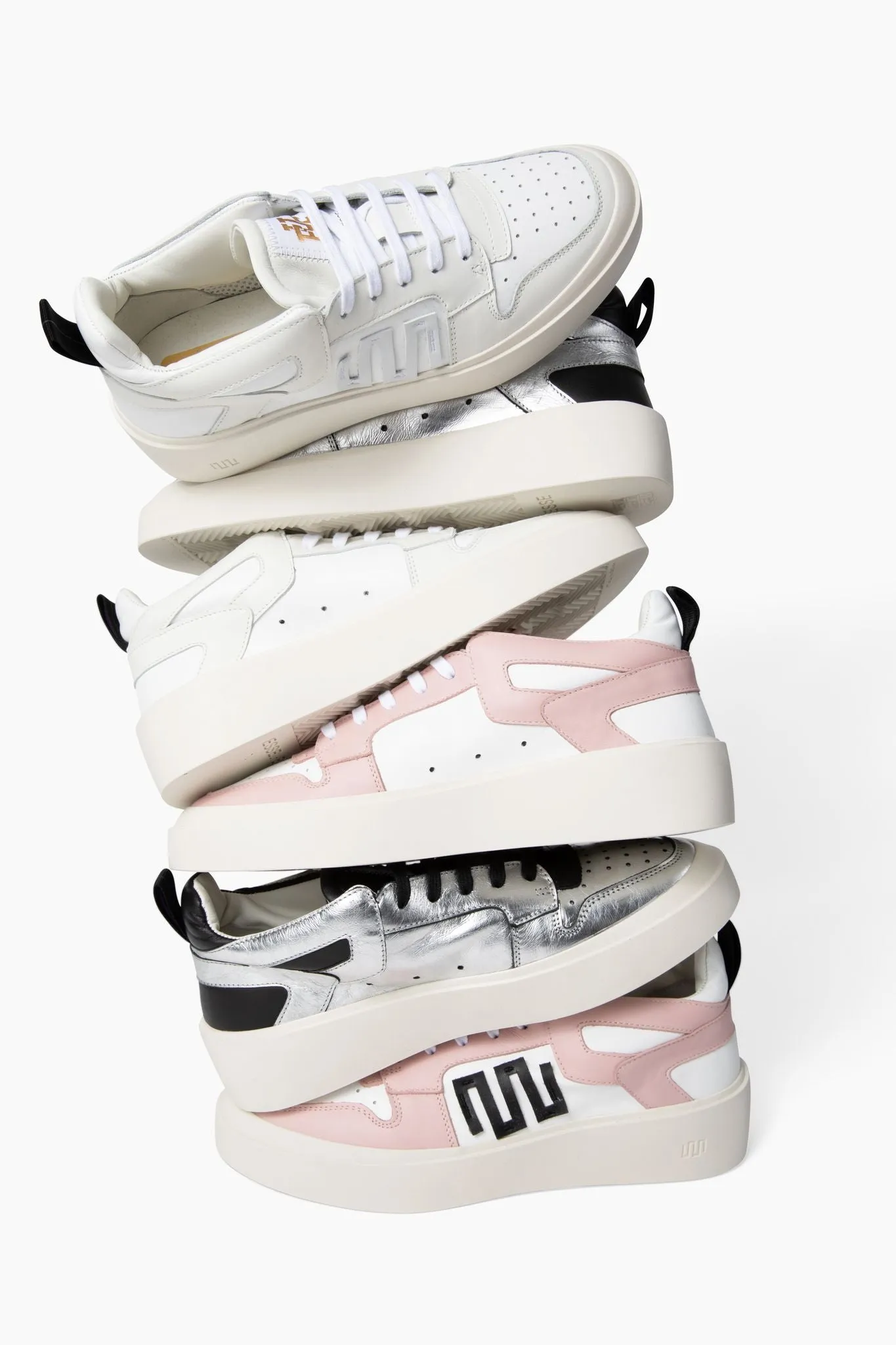 Esseutesse Lo-Top Sneaker - White/Pink