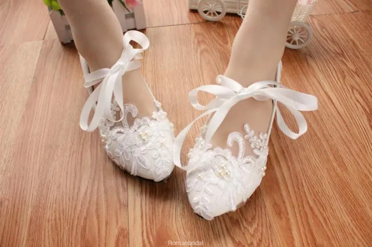 Lace Pearls Pointed Toes Women Wedding Shoes With Ribbons Lace Up, S018