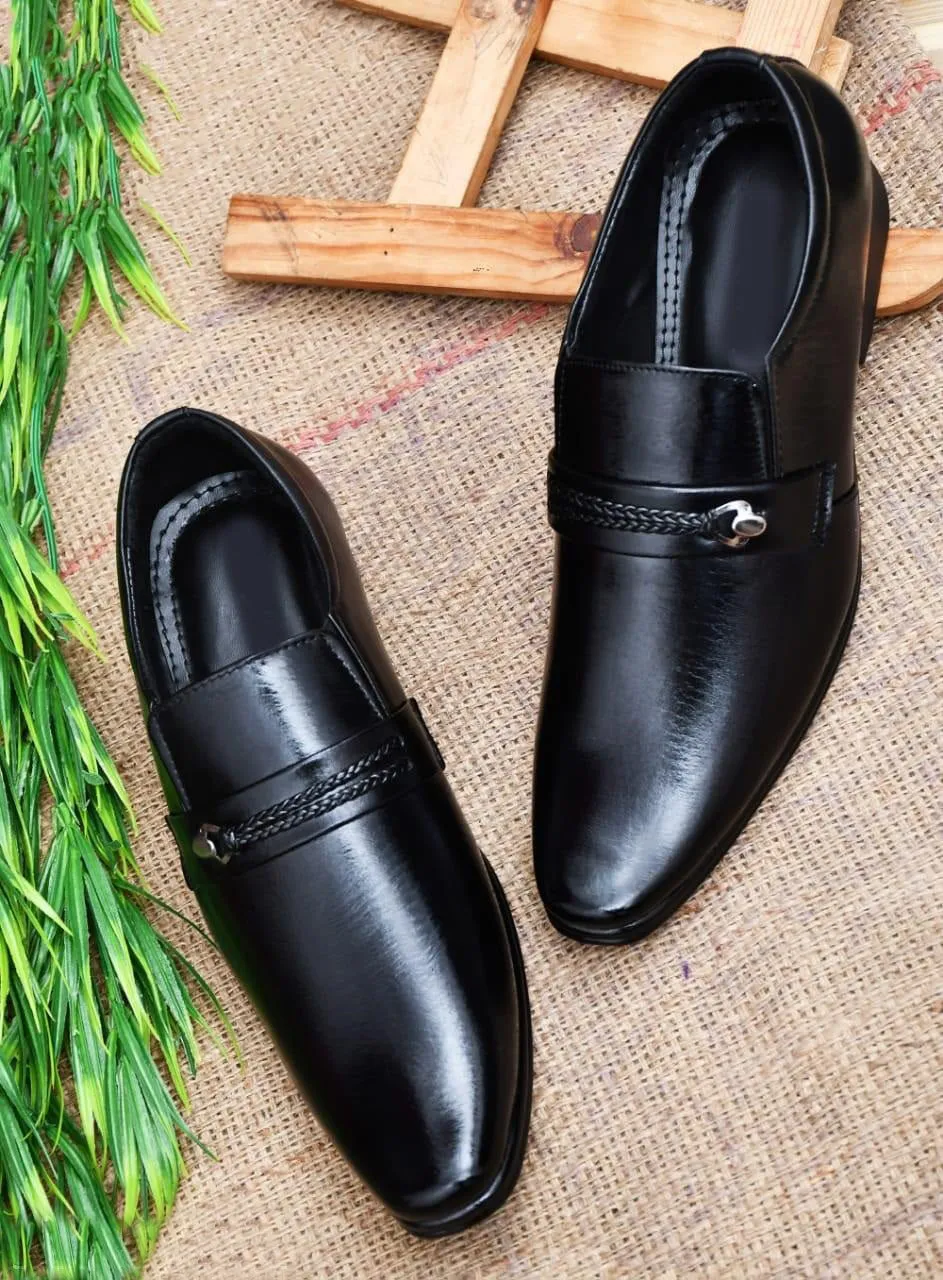 Latest Men's Faux Leather Formal Shoes - Face Rope