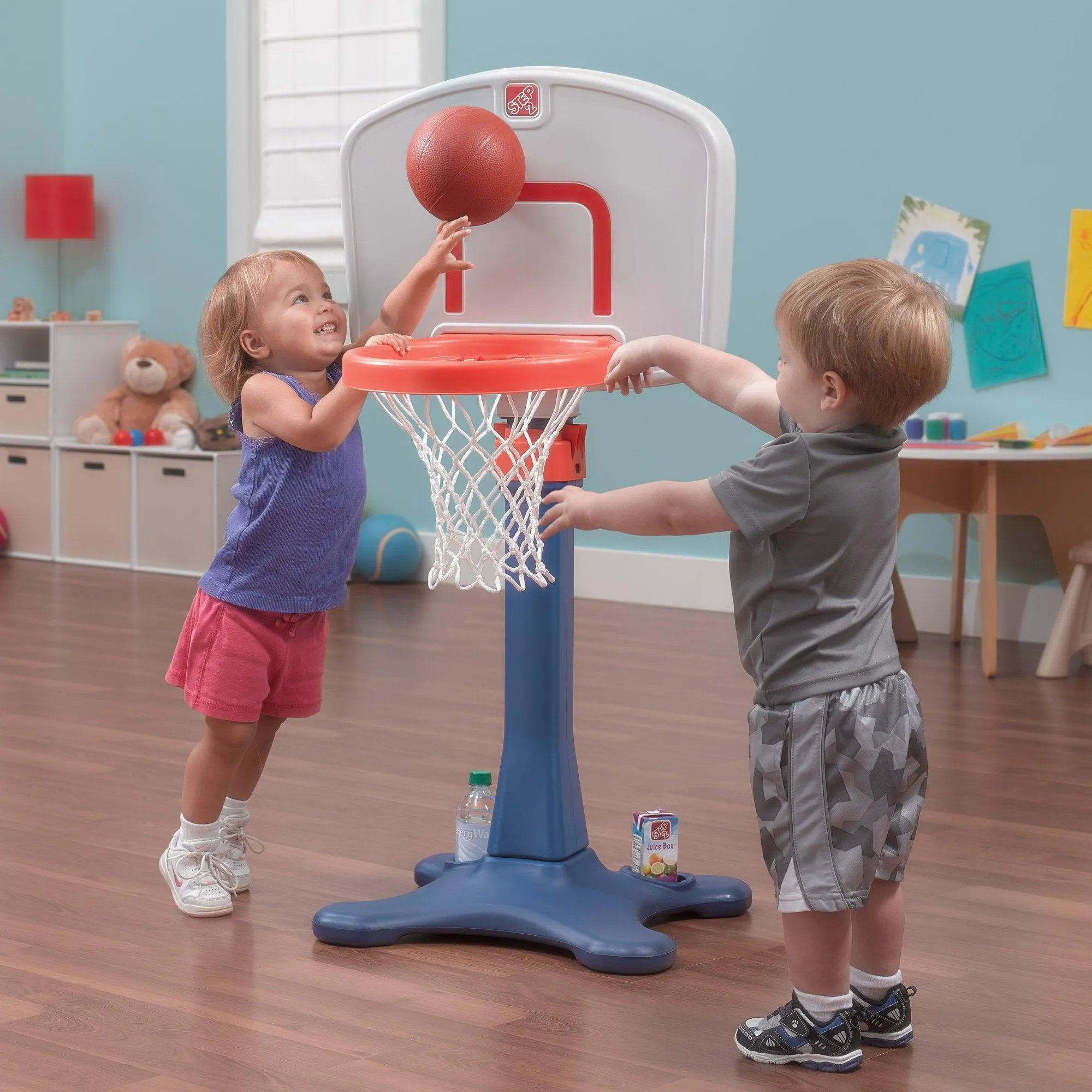 Step2 Shootin Hoops Jr Basketball Set