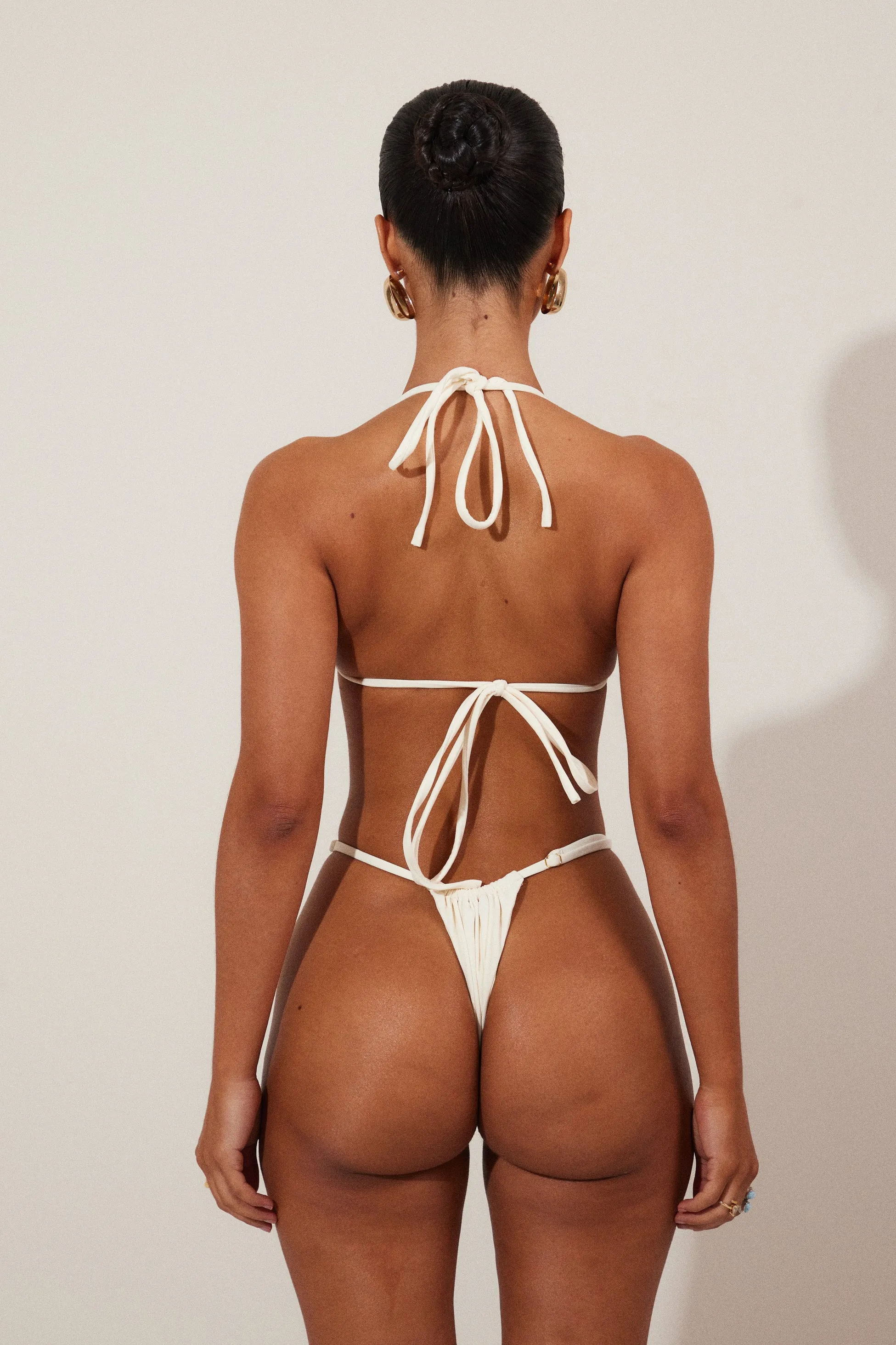 The Mars detail string bikini- Cream